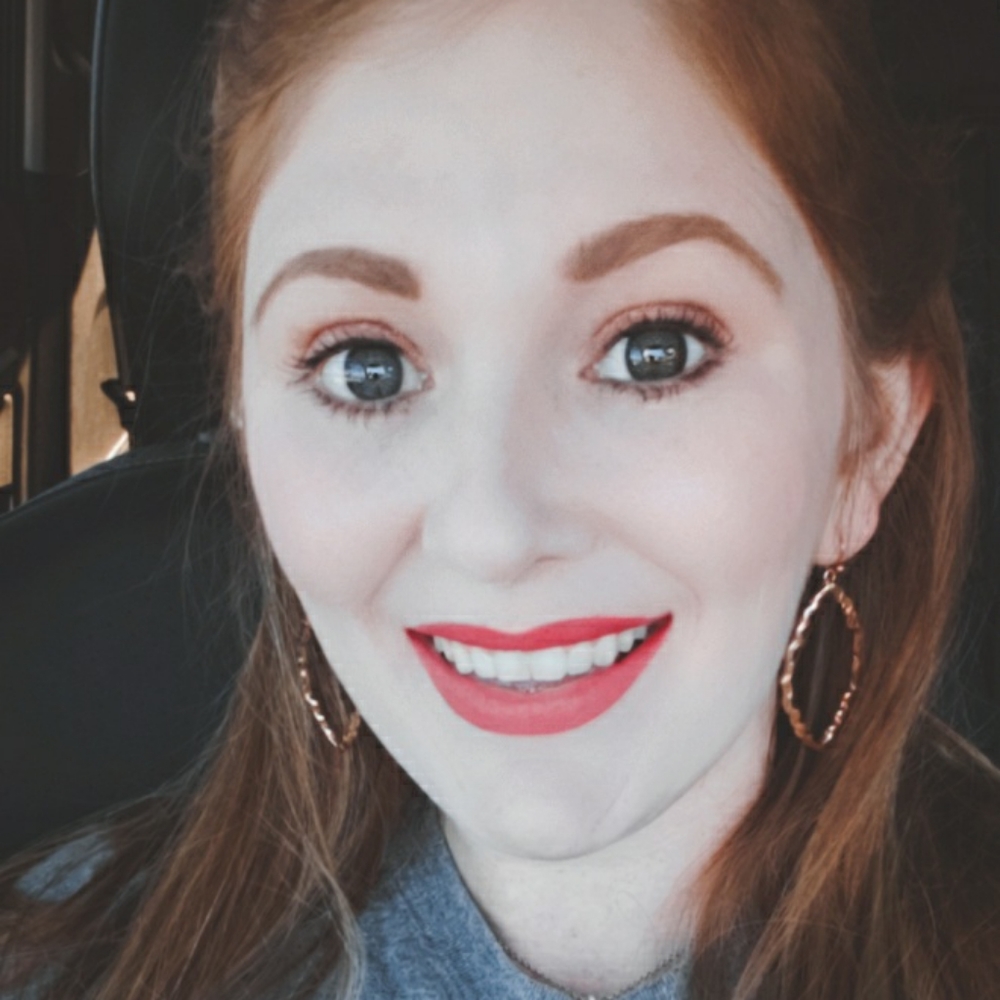 Meet your Posher, Alyssa
